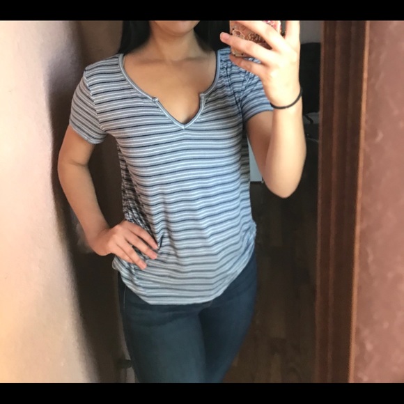 Open Front Blue Striped Top - Picture 3 of 3